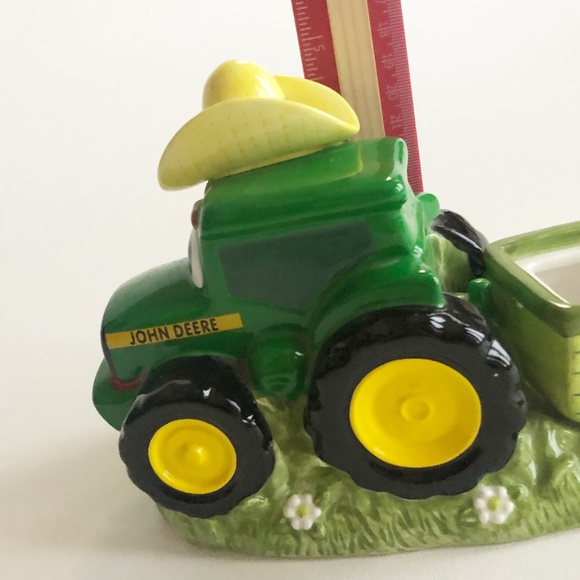 John Deere Johnny Tractor Ceramic Figure w Cowboy Hat - Picture 9 of 10